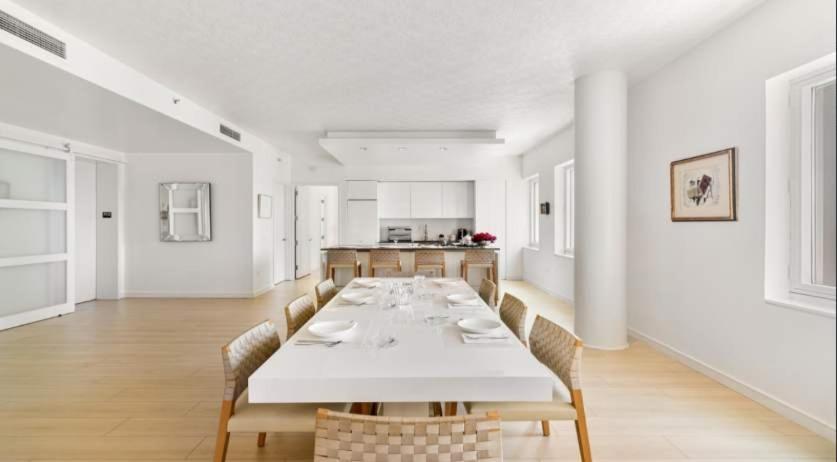 Apartment Penthouse 5min To Of The Rock, Views, Ac