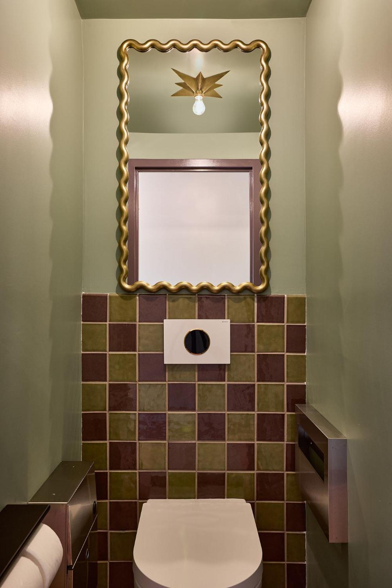 Now Now Noho (adults Only) Hostel