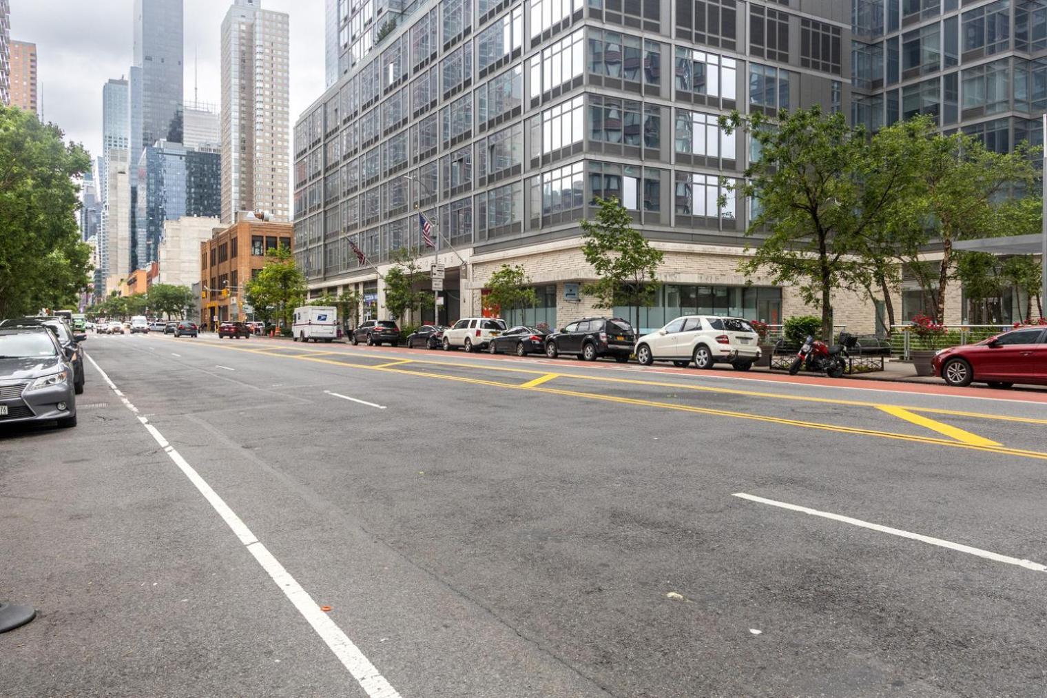 Blueground Hells Kitch Gym Wd Nr Pier 84 Nyc-1475