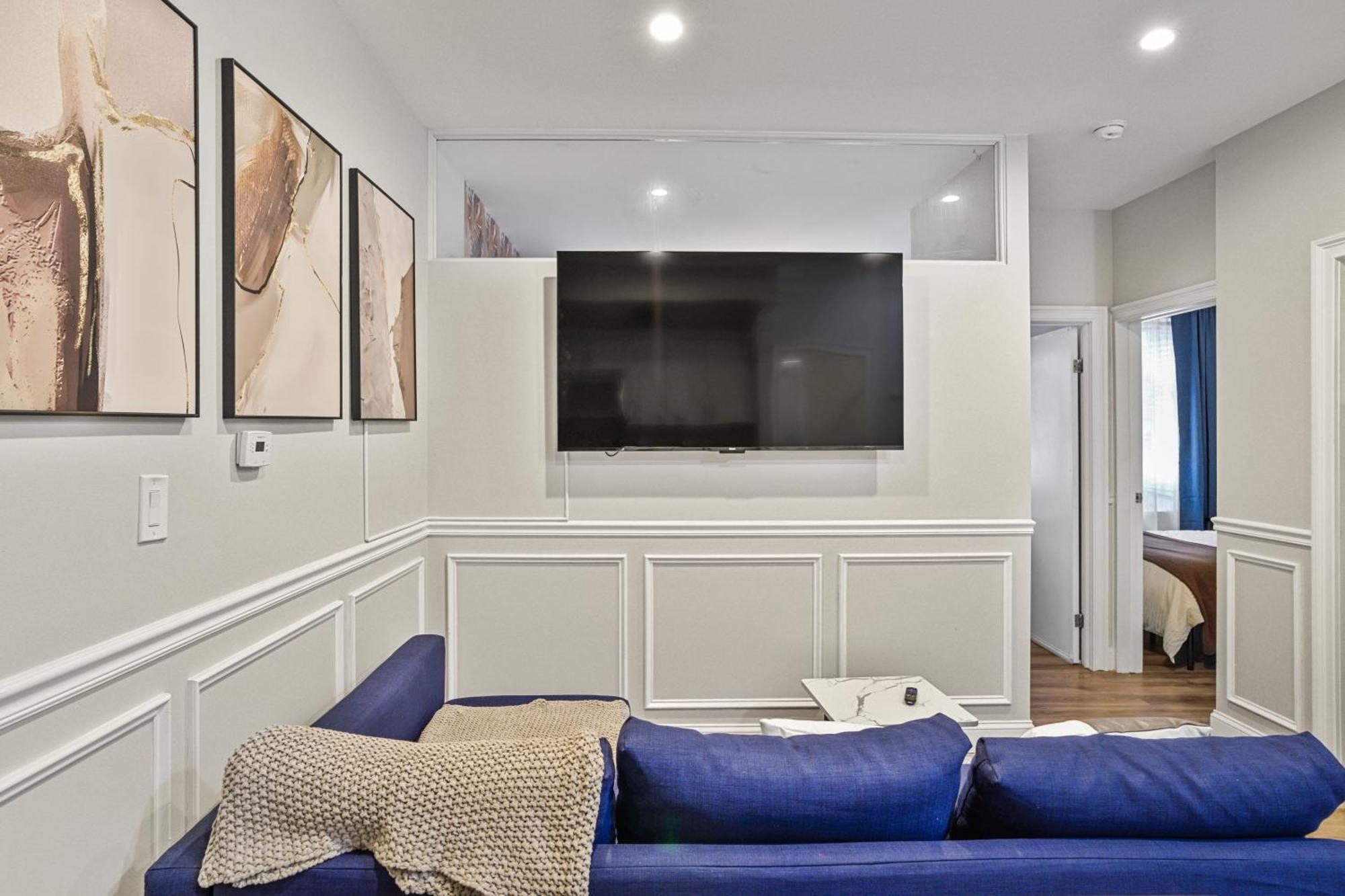 2bd Comfortable Unit In Lower East Side New York