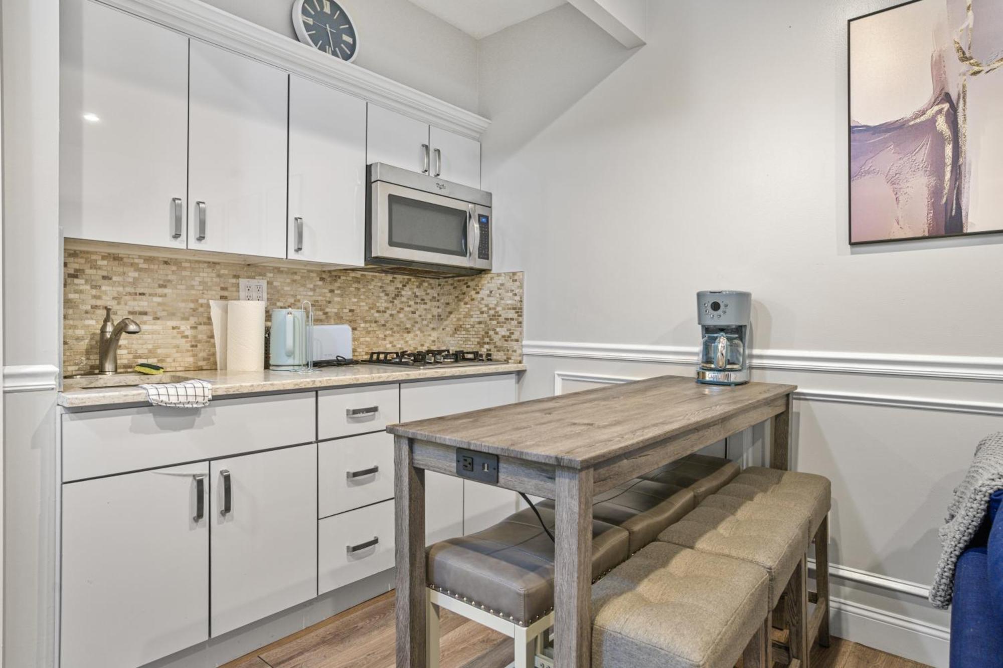 Apartment 2bd Comfortable Unit In Lower East Side