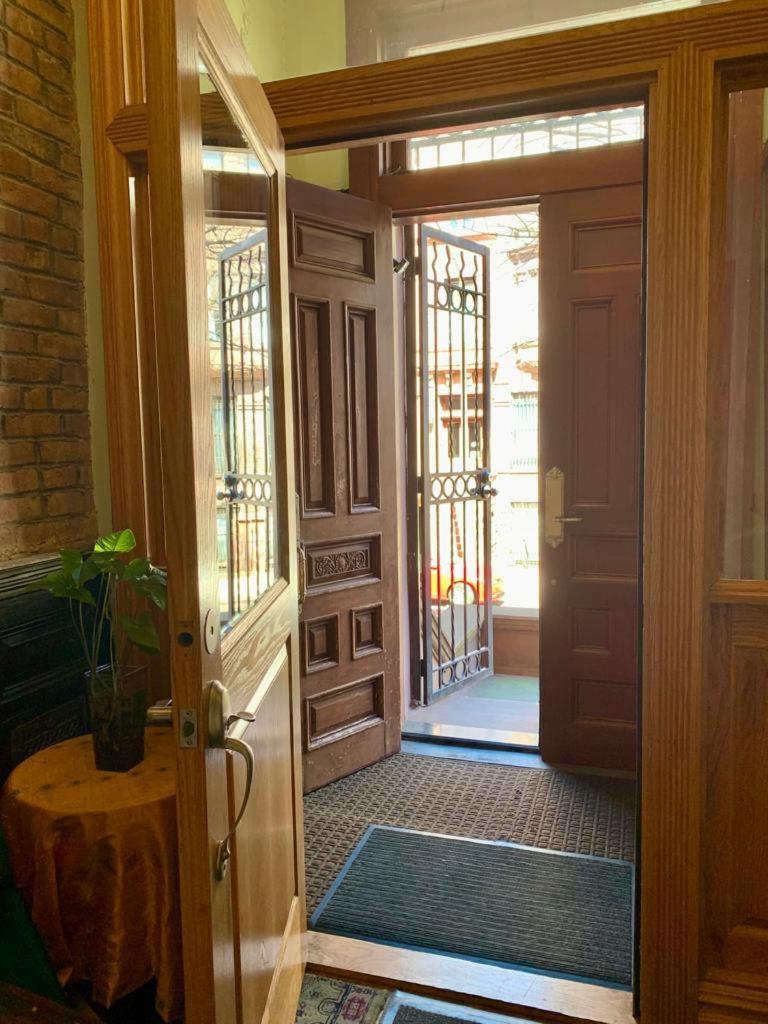 Appartement Private Spacious With 2 Bedrooms 2 Bathroomss And A Deck New York
