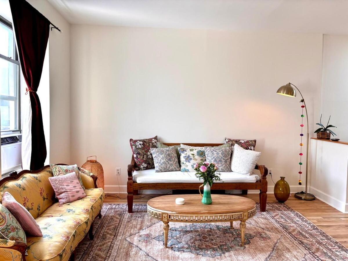 Appartement Private Spacious With 2 Bedrooms 2 Bathroomss And A Deck