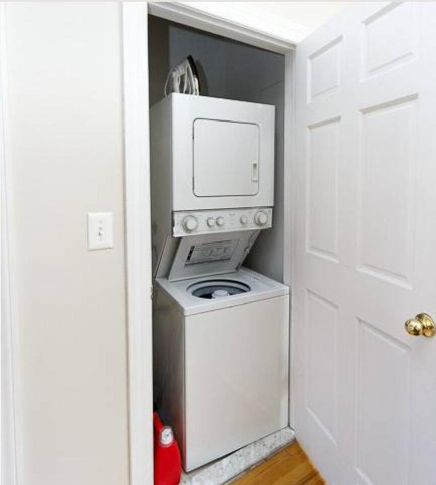 Appartement Private Spacious With 2 Bedrooms 2 Bathroomss And A Deck *