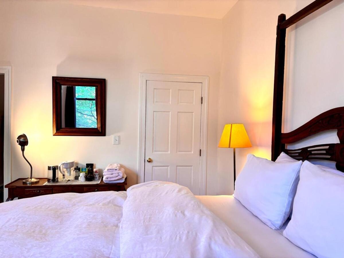 Appartement Private Spacious With 2 Bedrooms 2 Bathroomss And A Deck New York