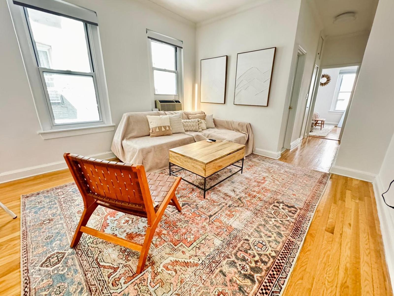 Upper East Side 2 Bedrooms Gem Appartement
