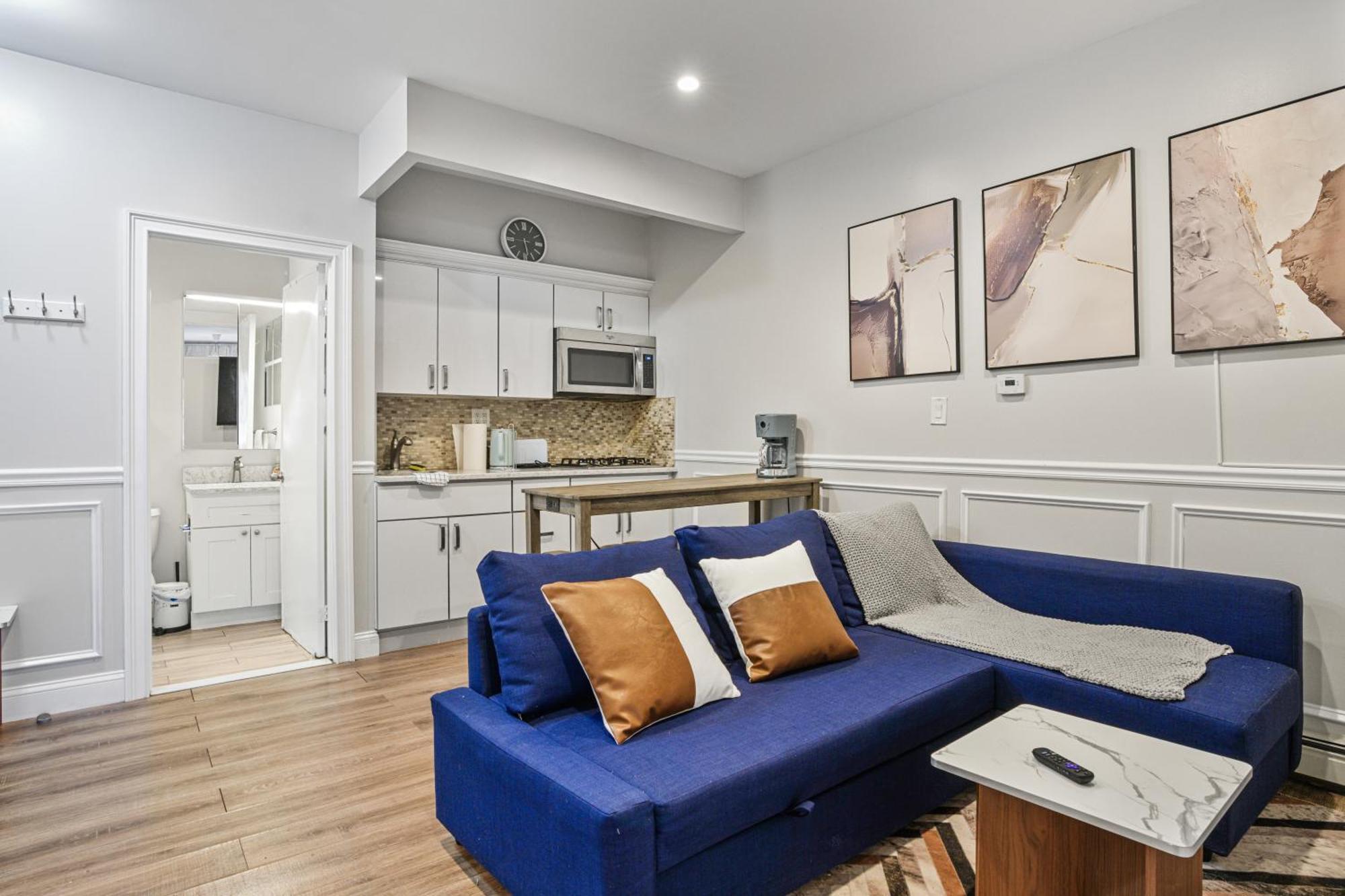 2bd Comfortable Unit In Lower East Side Apartment New York