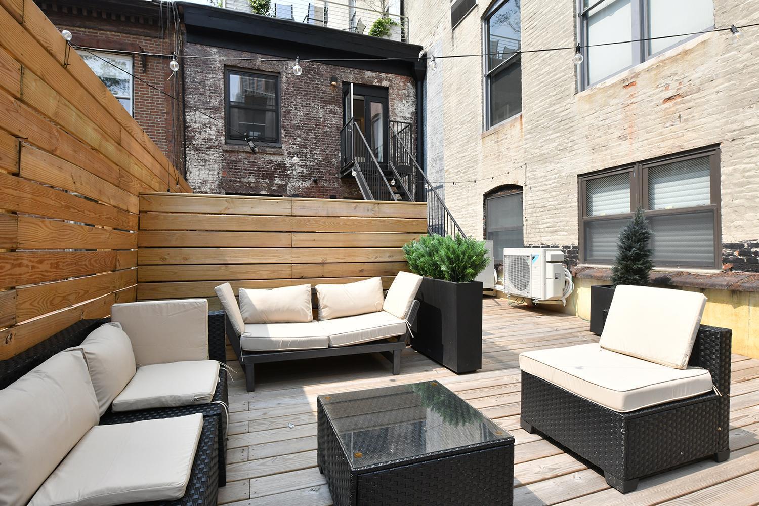 Boho Rustic Escape With Masssive Terrace In Midtown