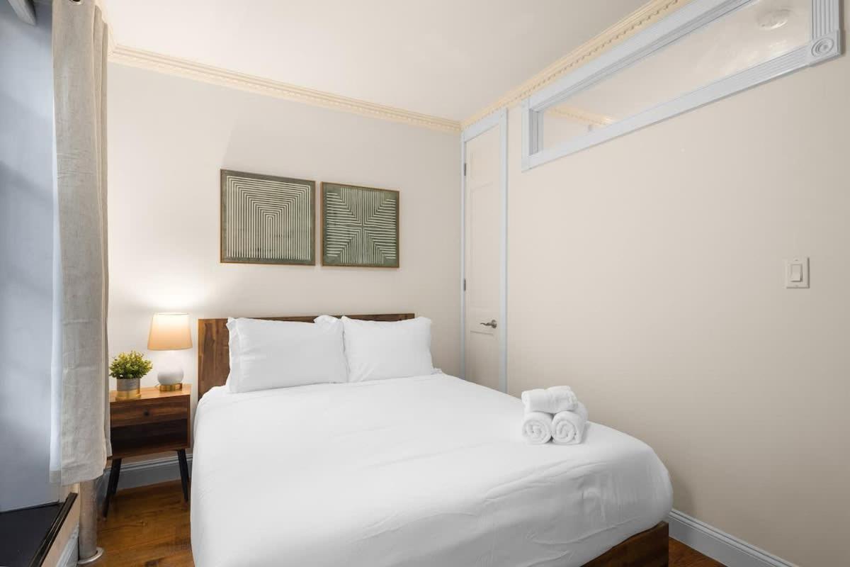 Stylish East Side Escape Steps From Fun * New York