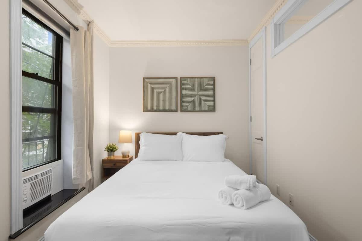 Appartement Stylish East Side Escape Steps From Fun