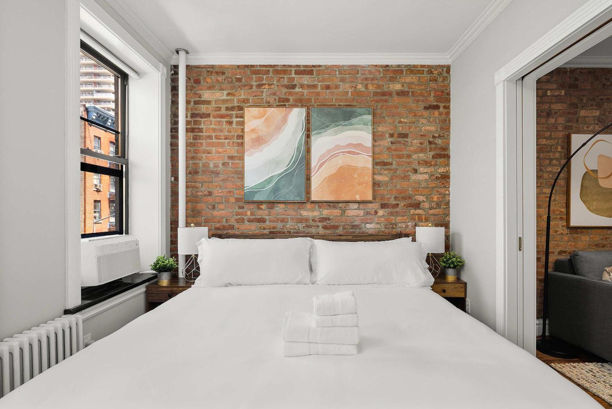 Chic Nyc Escape In Vibrant Downtown *