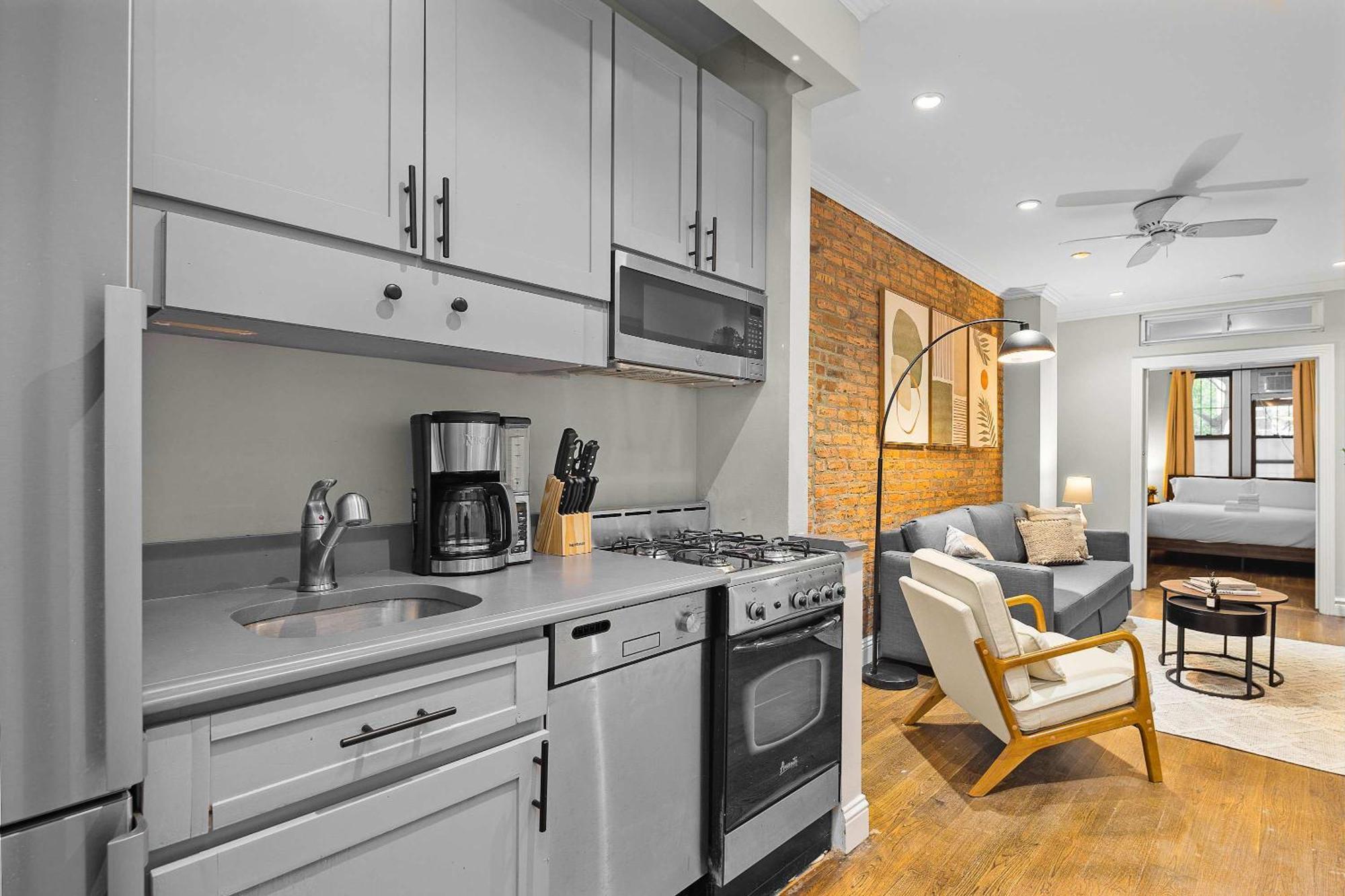 Apartment Stylish Escape In The East Village *