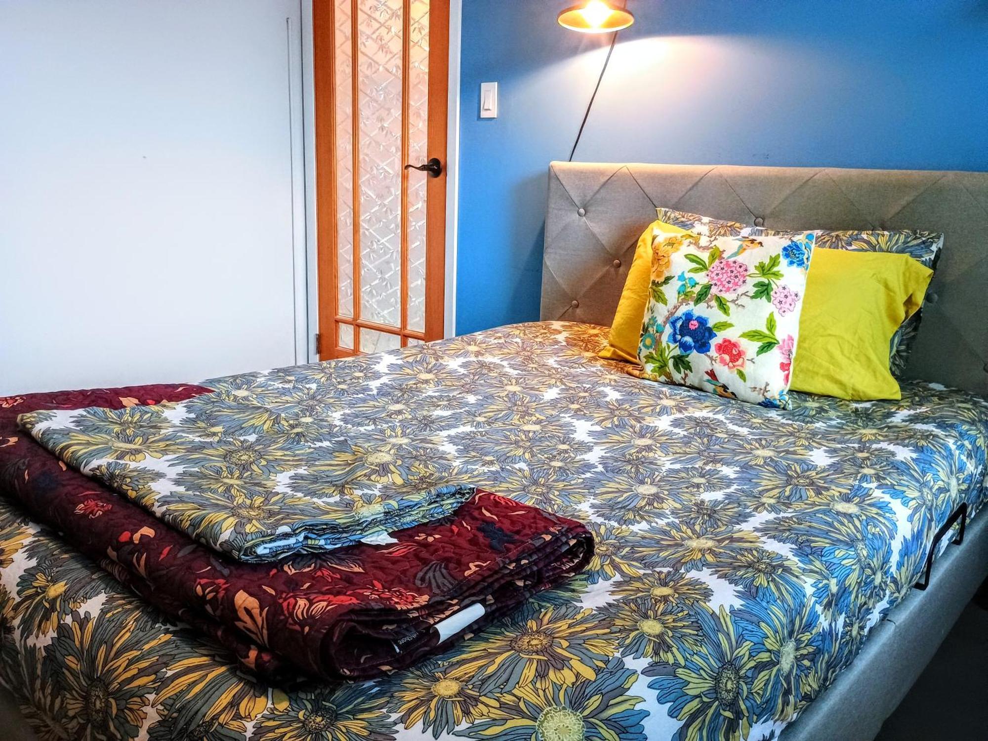 Apartment Explore From Queens *