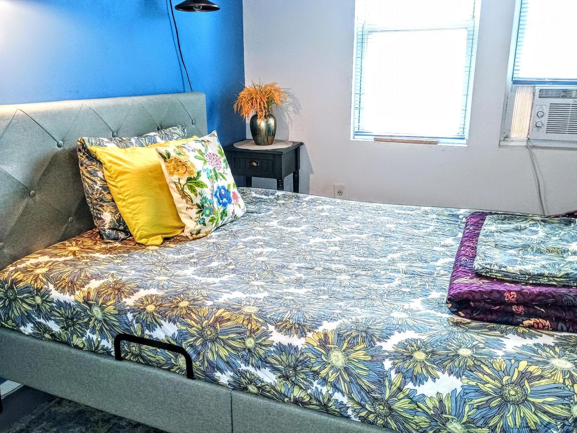 Apartment Explore From Queens