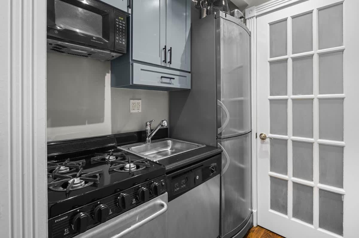 Apartment Trendy East Village Escape New York
