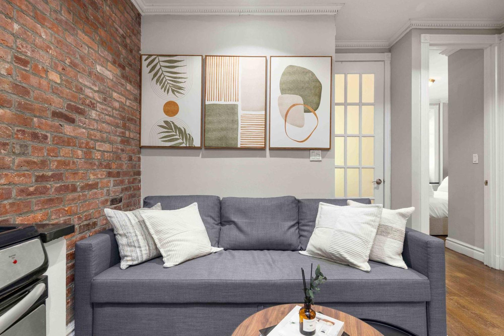Stylish Midtown East Escape Near It *