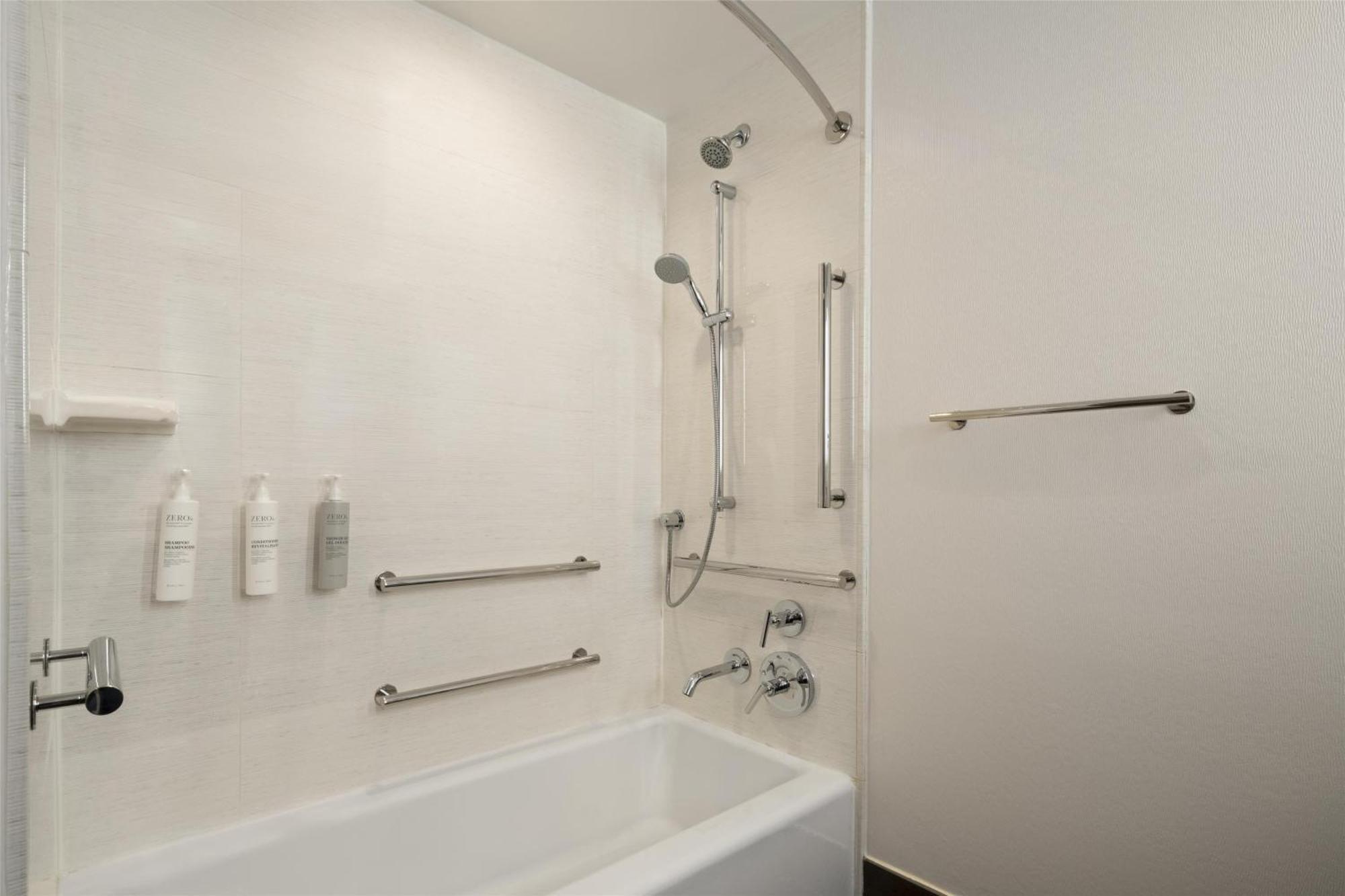 Hilton Garden New York/midtown Park Avenue 3*