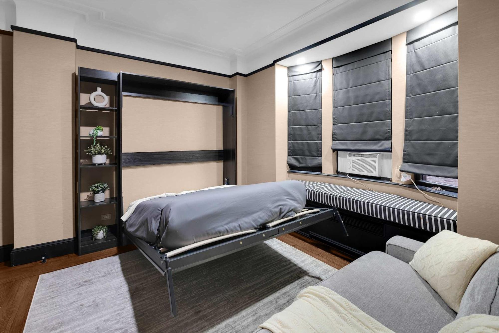 Stylish 2br In The Heart Of The With Gym