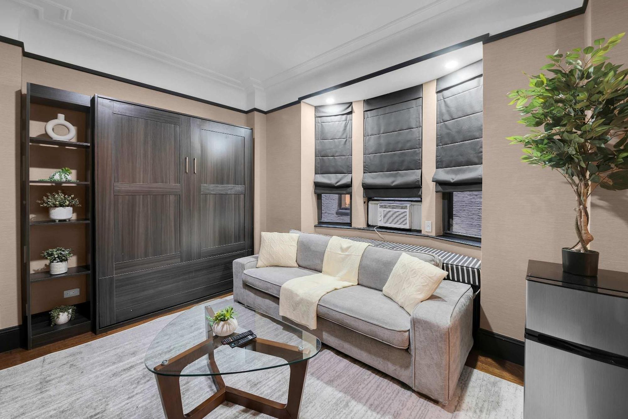 Stylish 2br In The Heart Of The With Gym