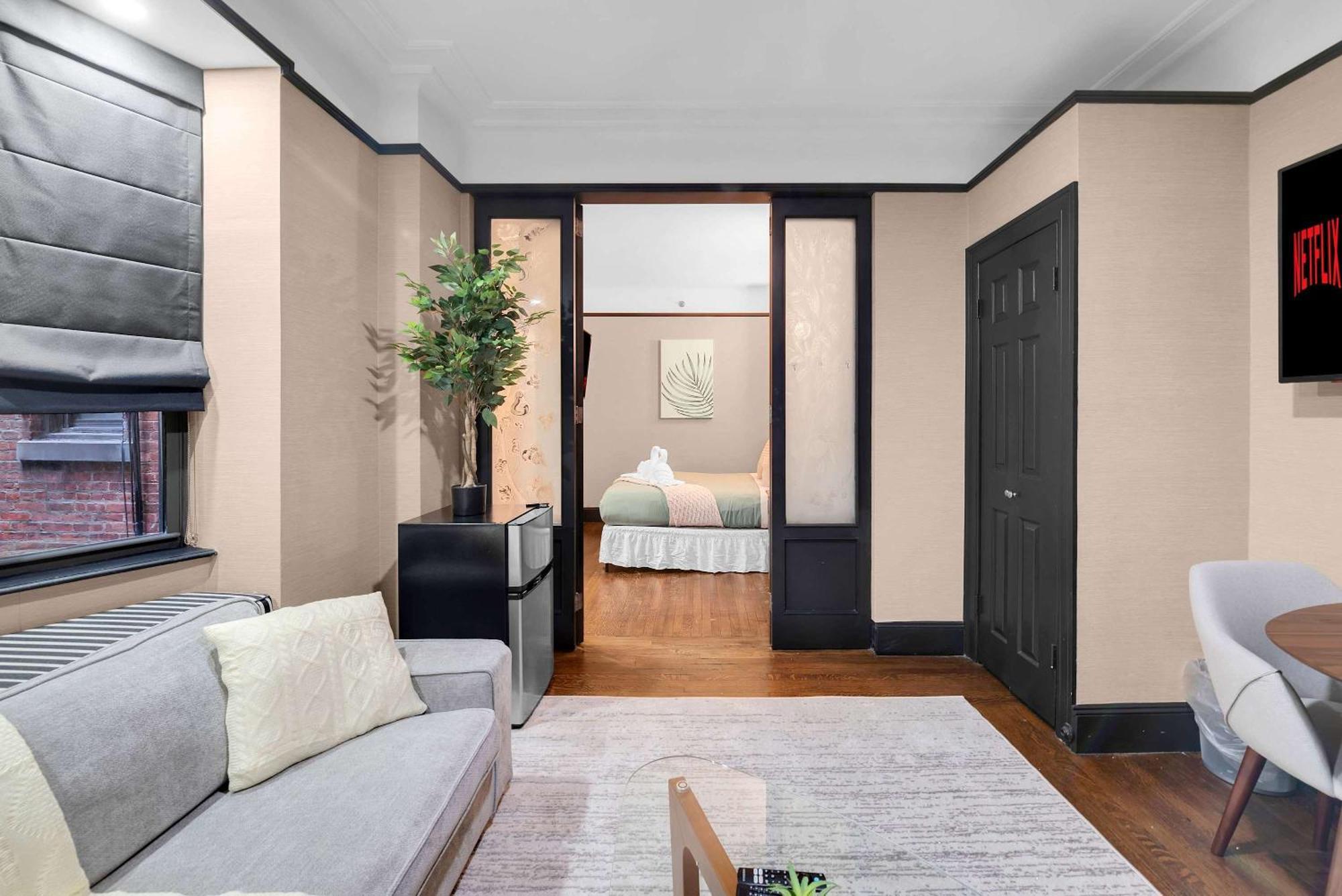 Apartment Stylish 2br In The Heart Of The With Gym