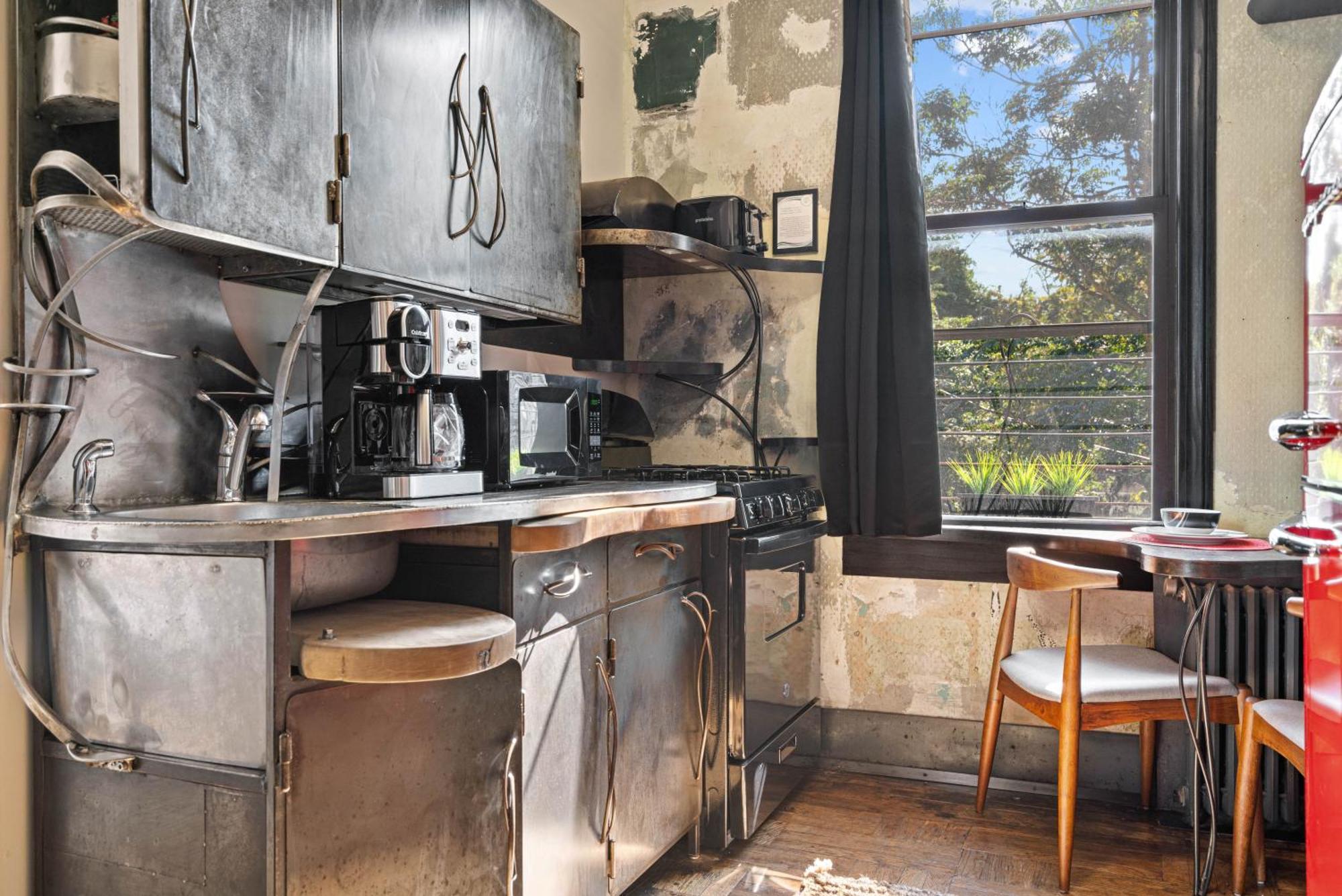 Tripoli Artisan Lofts - Designer Bushwick Lofts With Rooftop Terrace * New York