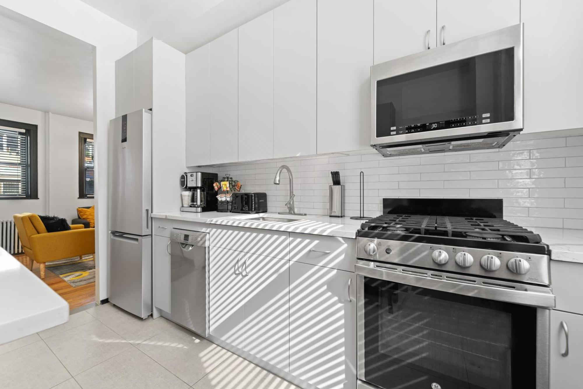 Tripoli Artisan Lofts - Designer Bushwick Lofts With Rooftop Terrace Apartment