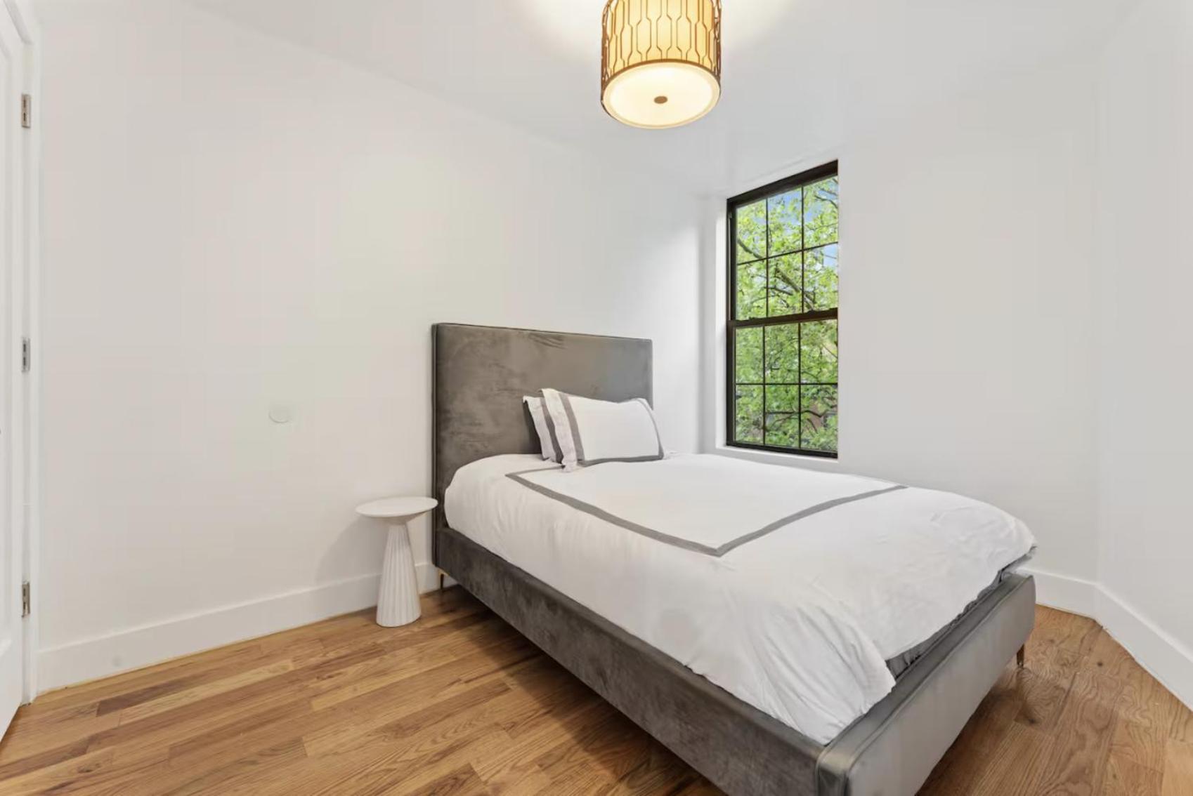 Private 1 Bed In Brooklyn! *