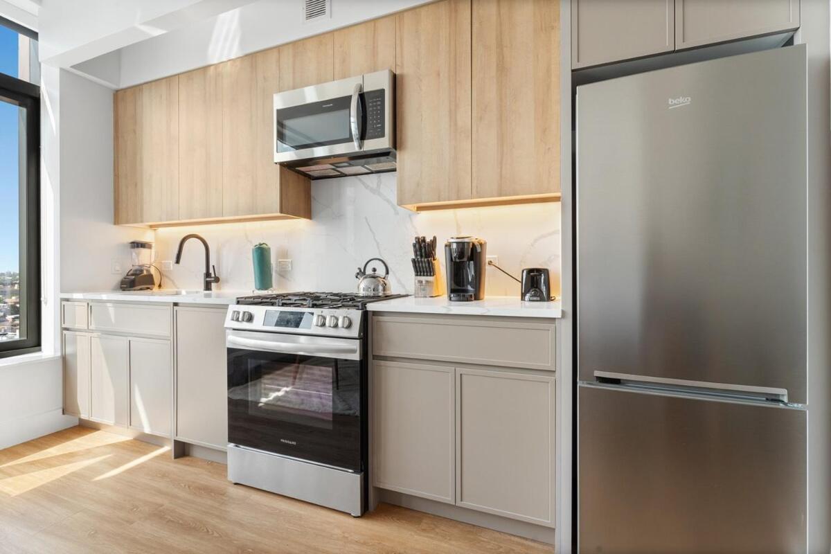 Luxury Living, Designer & Premium Touches Apartment
