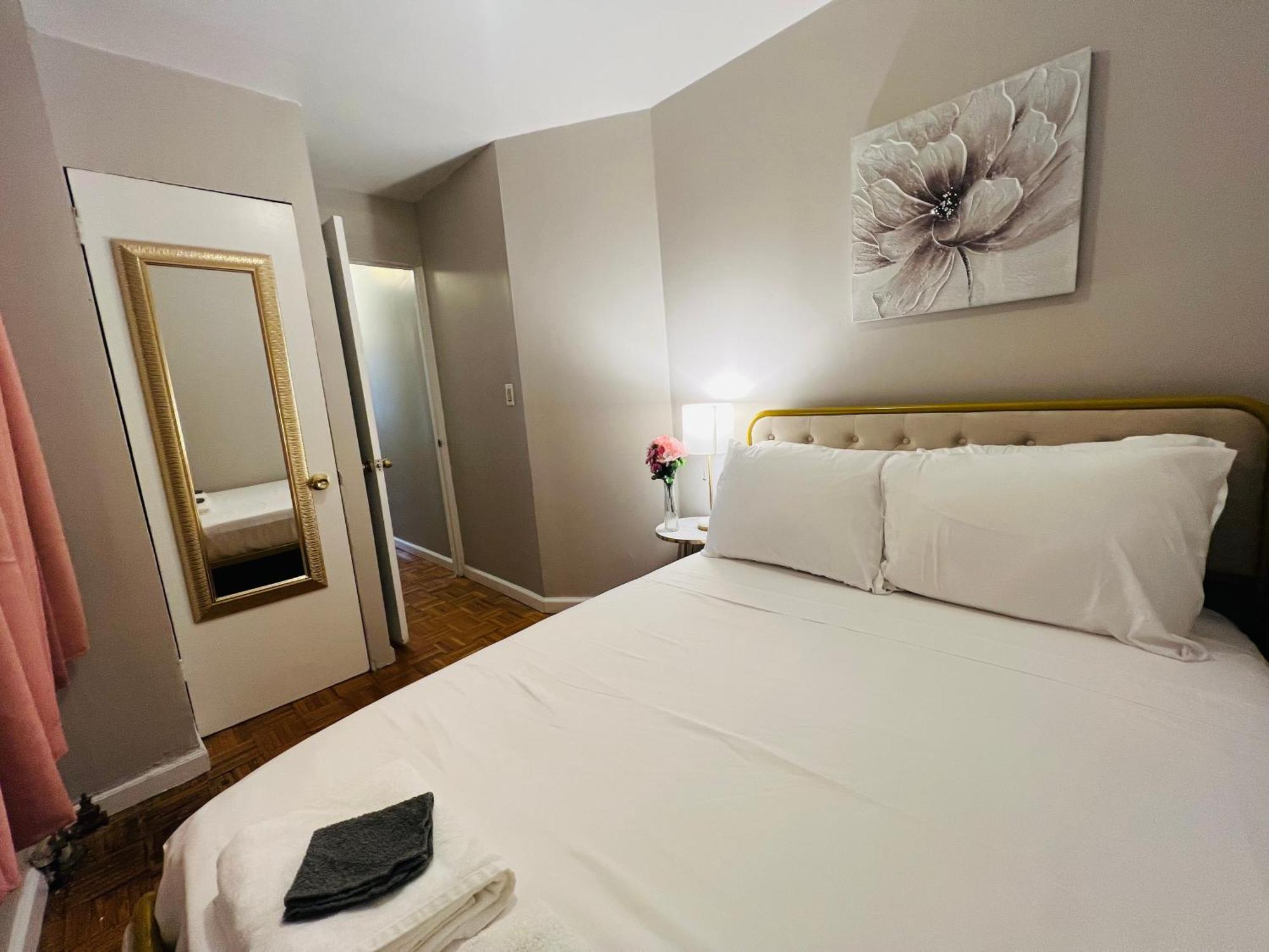 Hudson Apartment New York