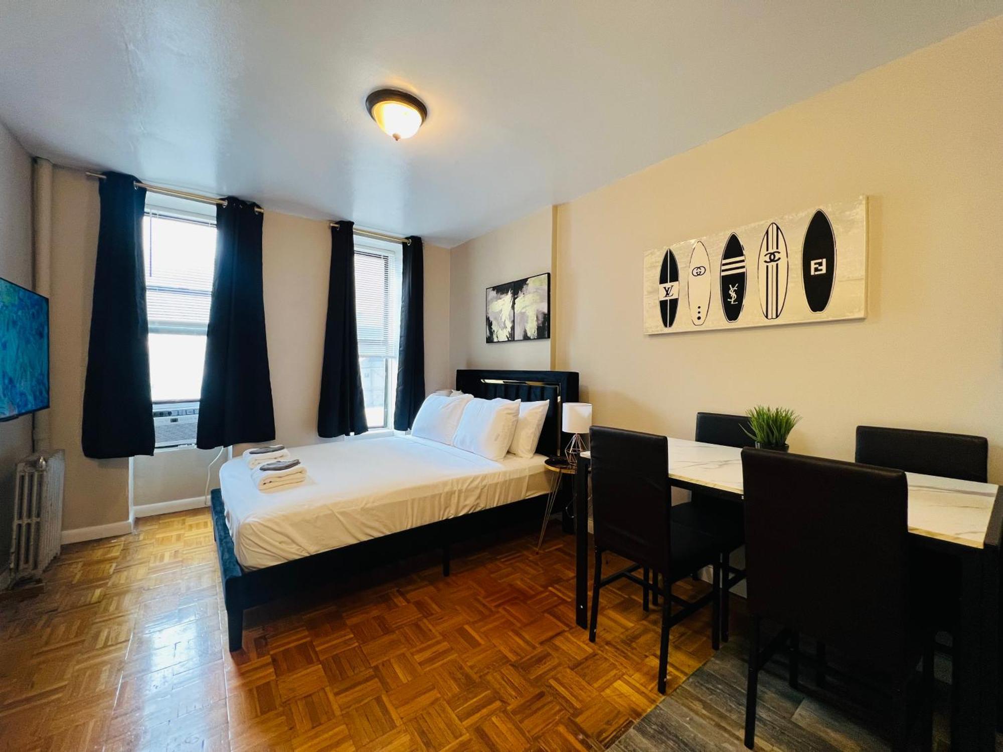 Apartment Hudson New York