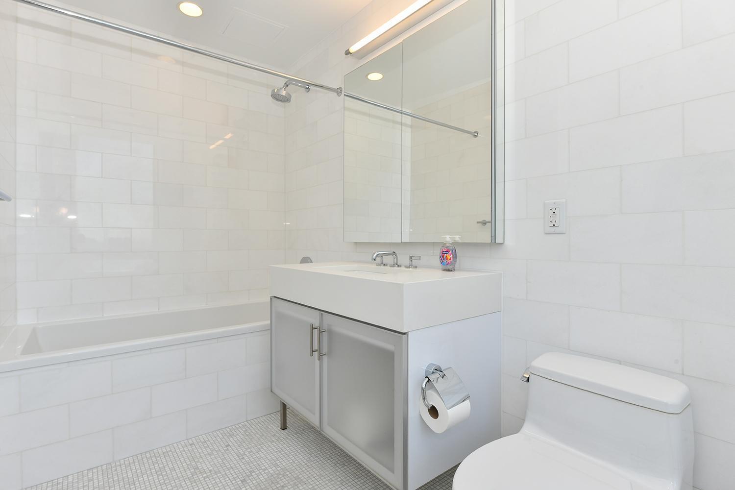 Opulent 2br Duplex - Iconic Midtown Views *