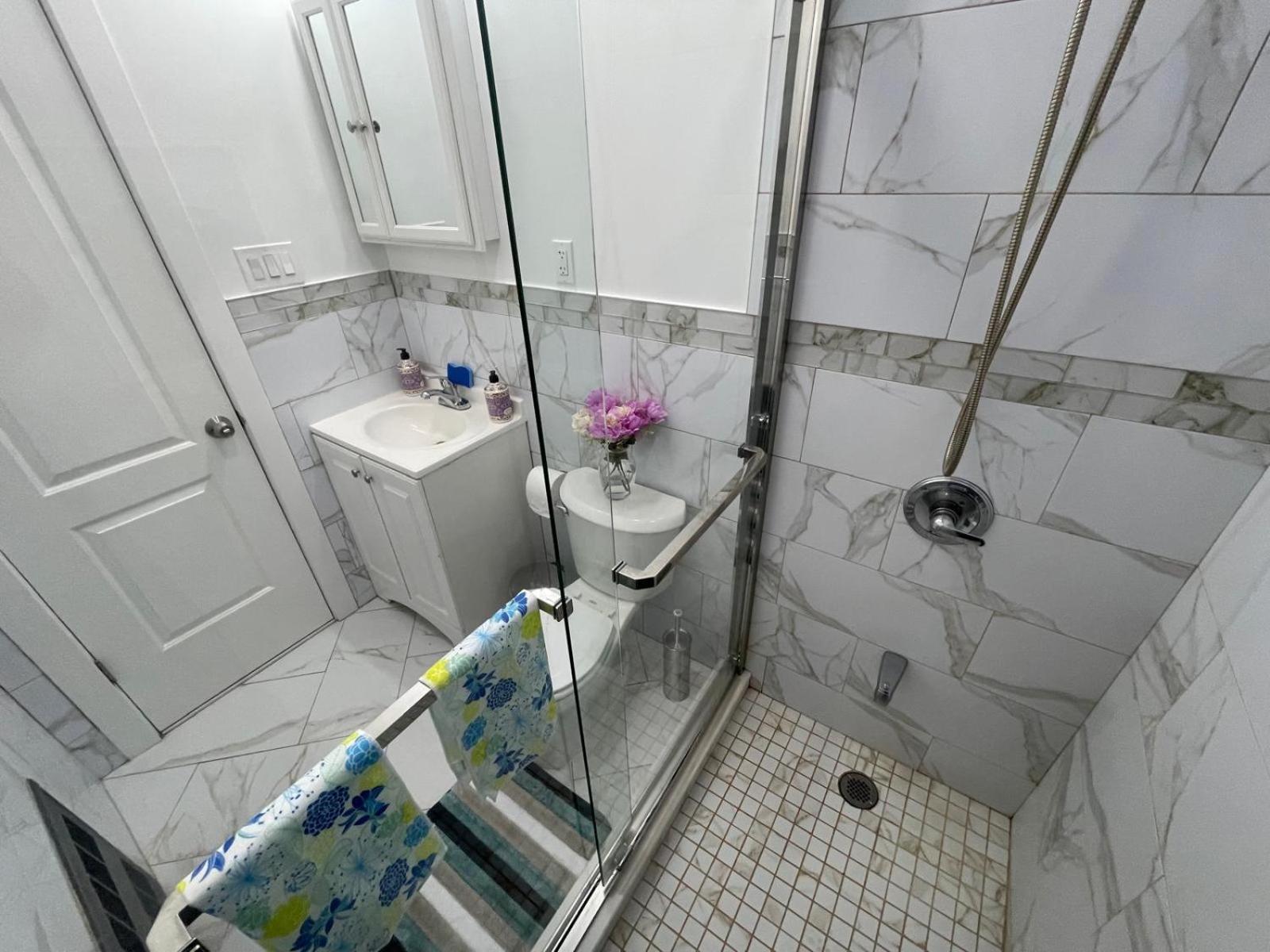 Homestay Luxury With Attached-bath Near Jfk Ny *