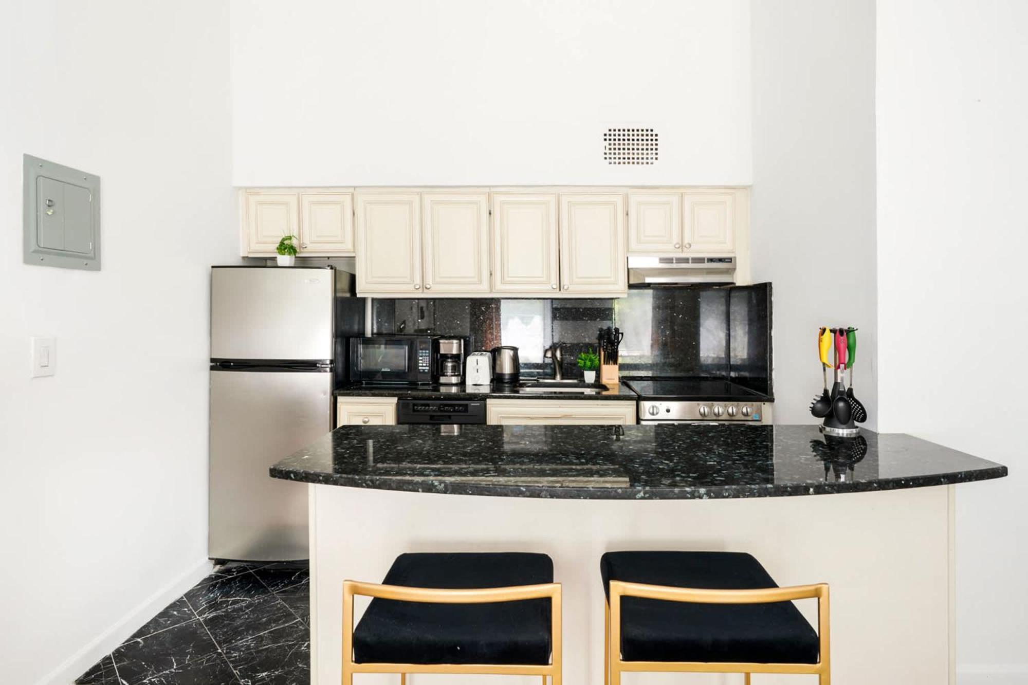 26-2b Gramercy Large 1br Wd In Unit Courtyard New York