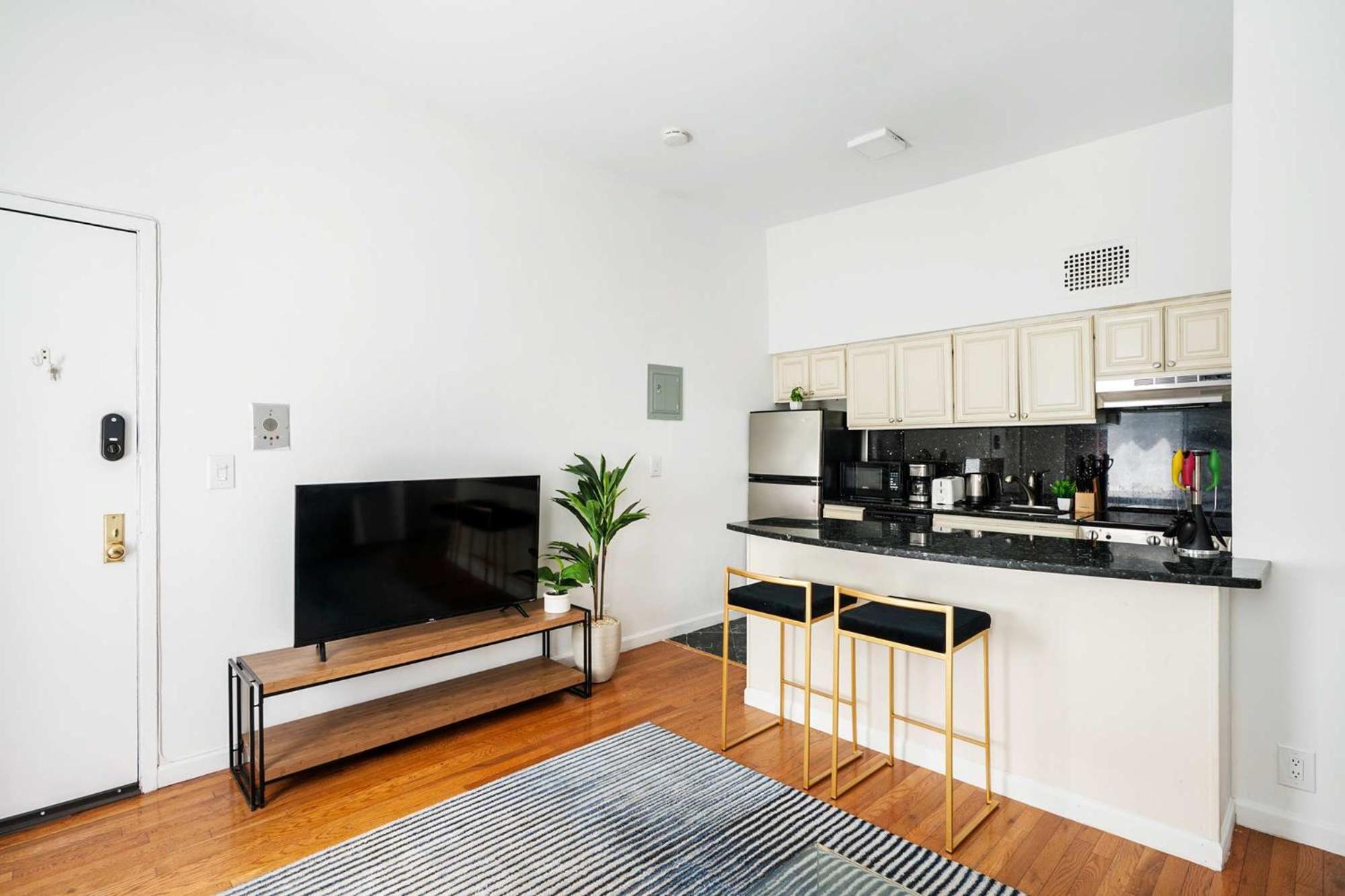 Apartment 26-2b Gramercy Large 1br Wd In Unit Courtyard