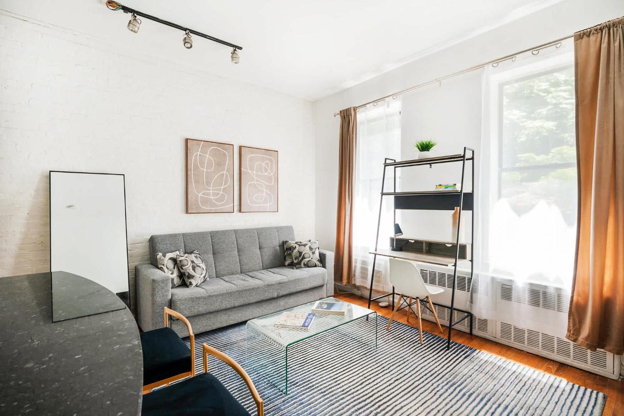 26-2b Gramercy Large 1br Wd In Unit Courtyard
