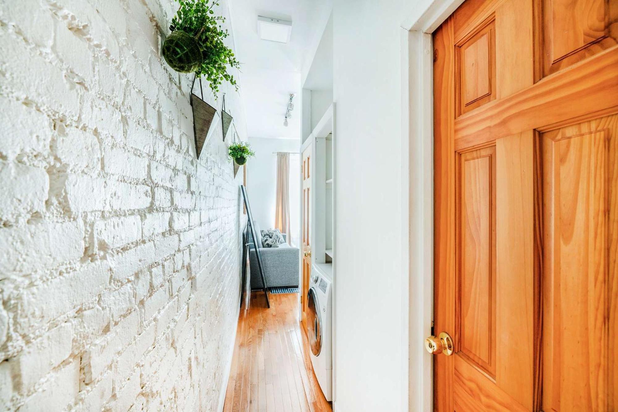 26-2b Gramercy Large 1br Wd In Unit Courtyard Apartment *