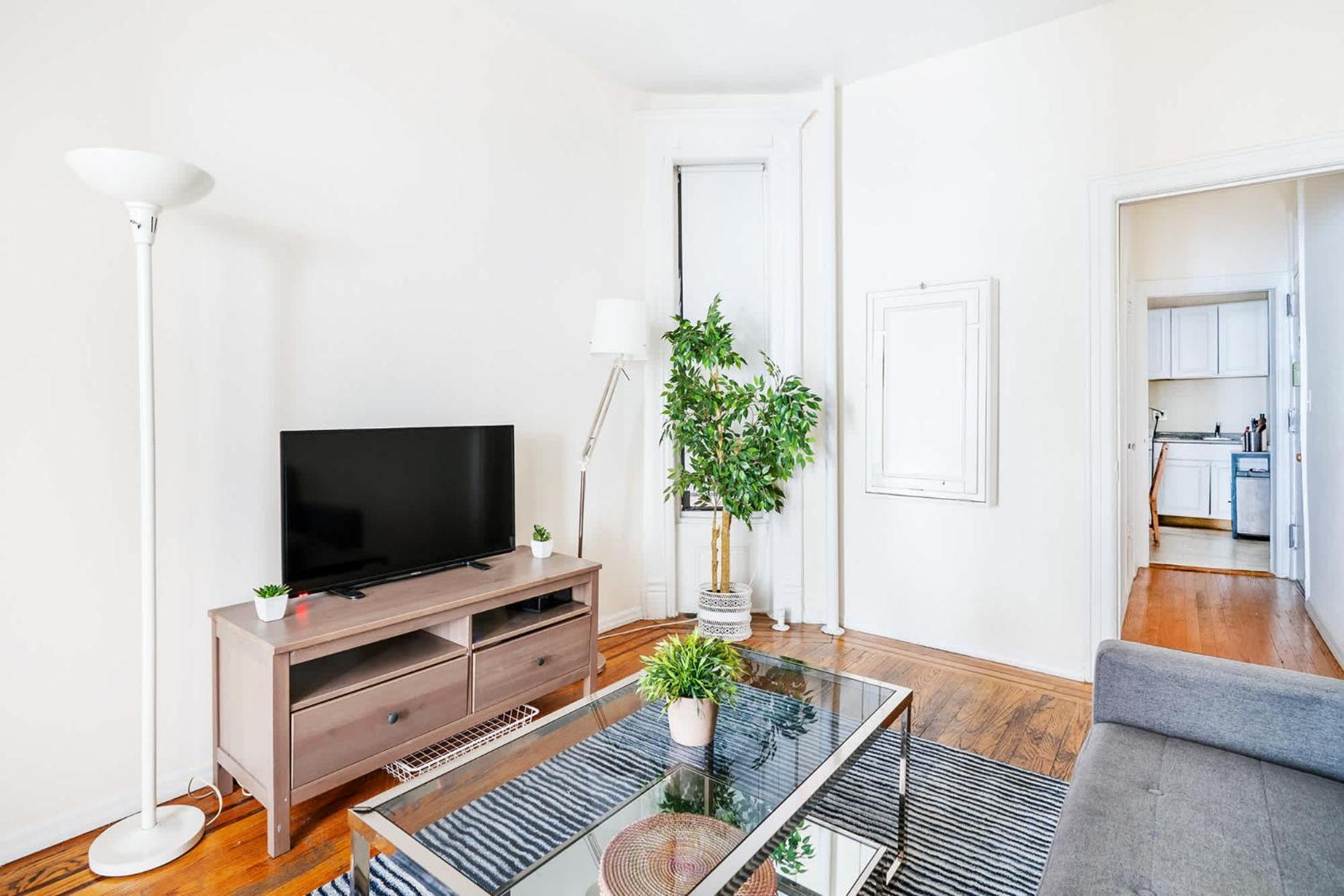 211-3 Prime Union Square Large 1br Great Value