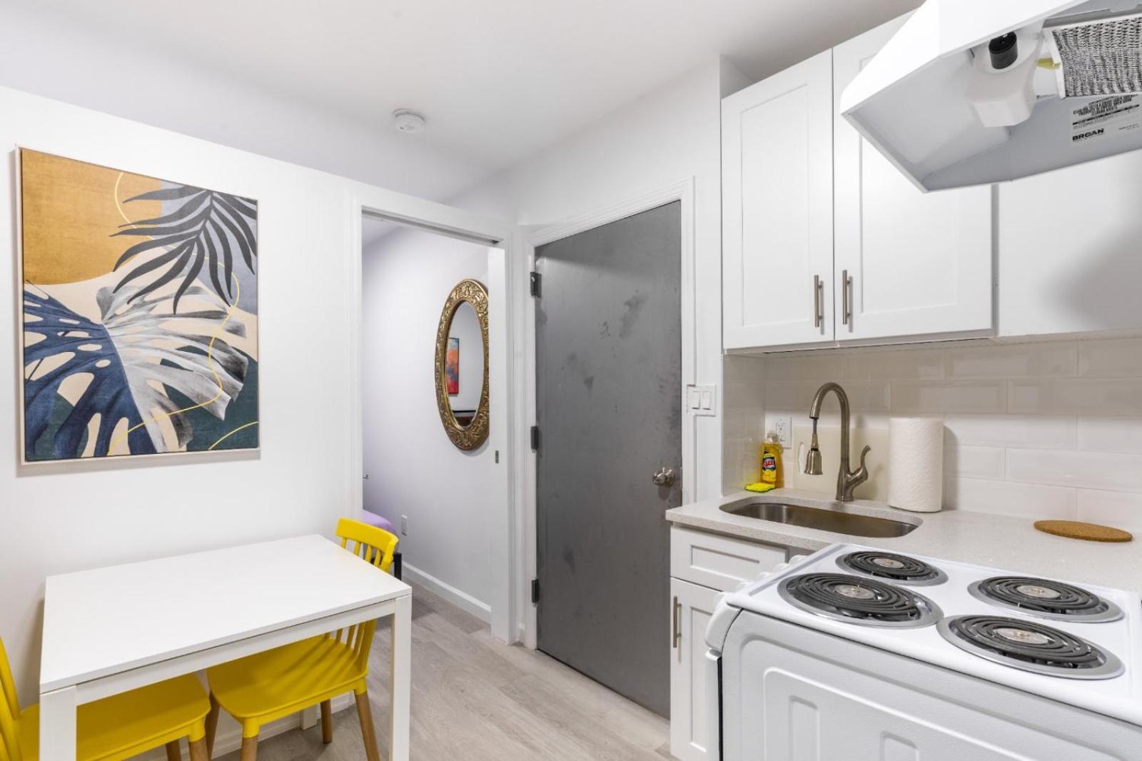 Apartment Homelike In The Heart Of China Town New York