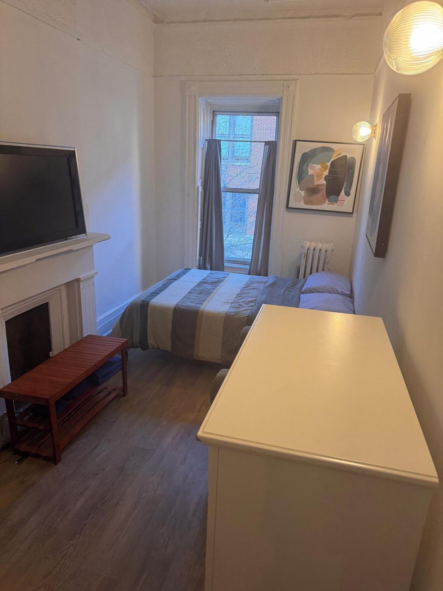 Kitchenette * New York