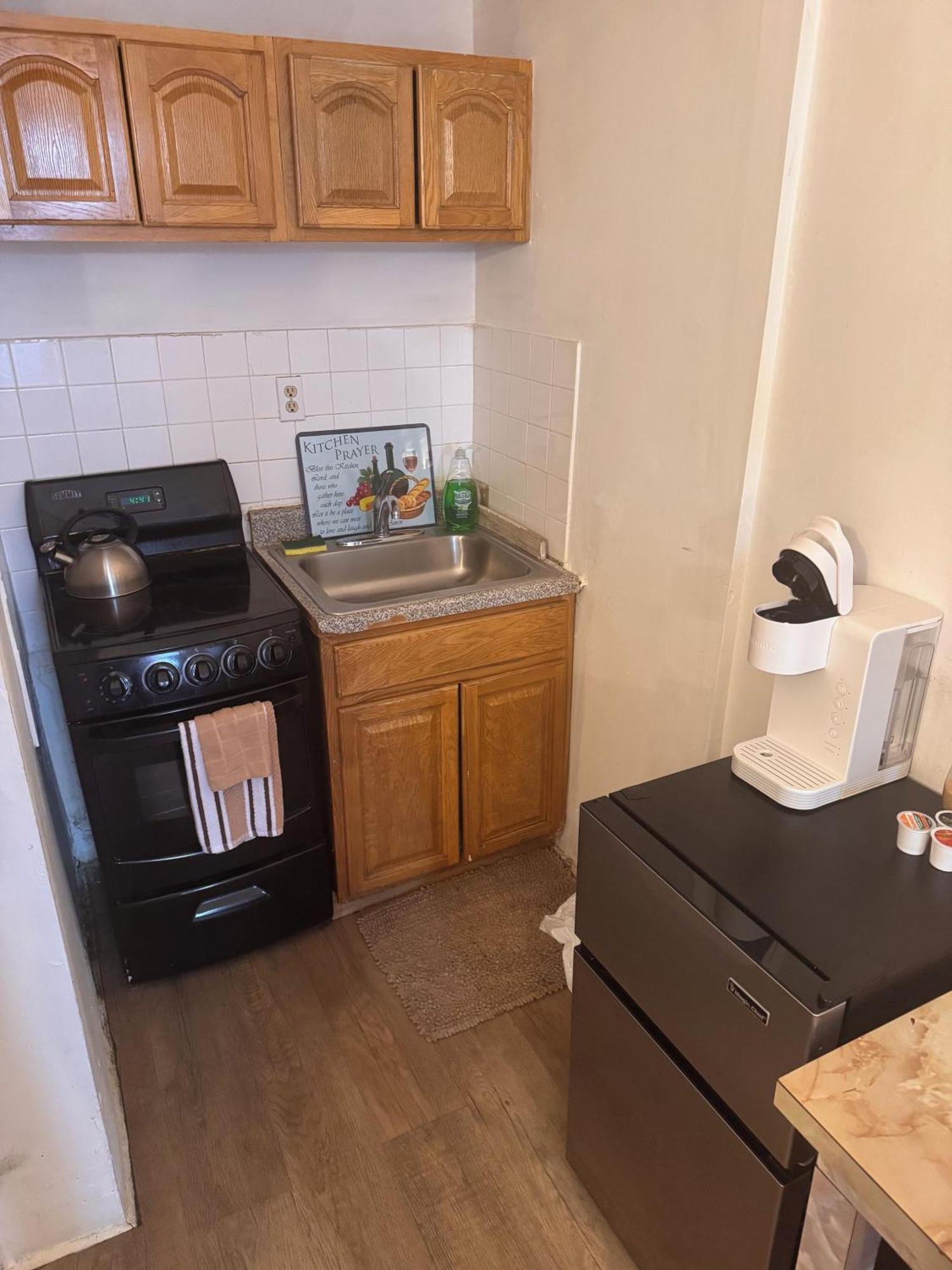 Kitchenette * New York