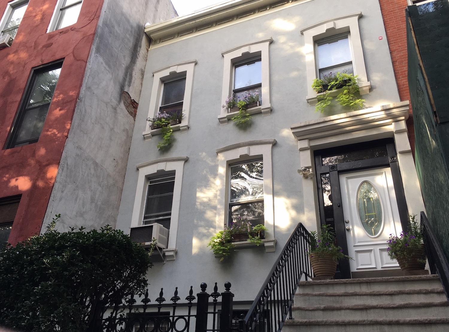 Brooklyn, Garden, Spacious, Great Location, 1 Stop To Manhattan Apartment *