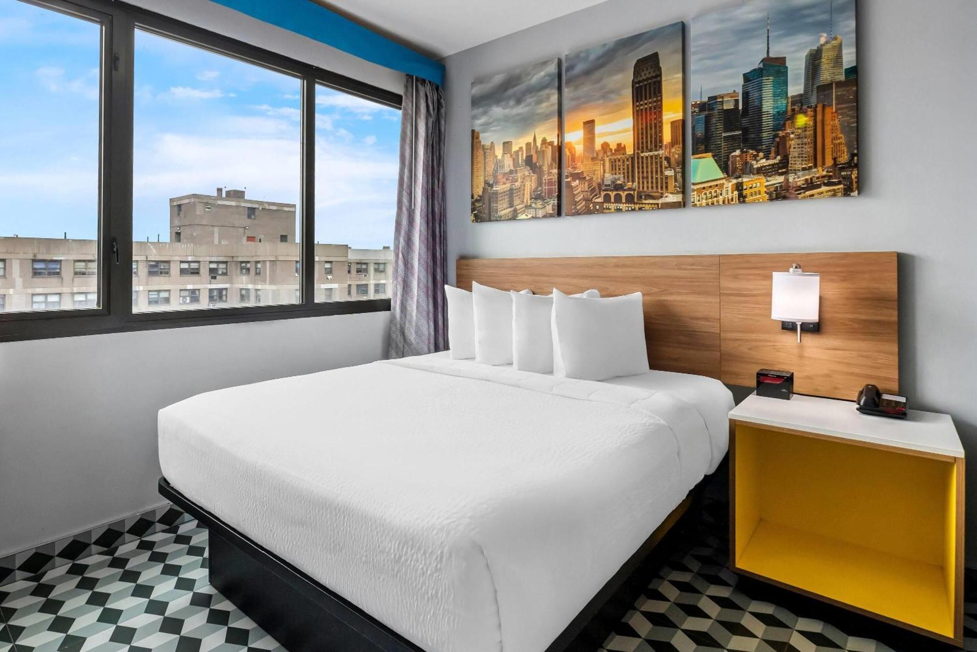 Days By Wyndham Chinatown Hotel