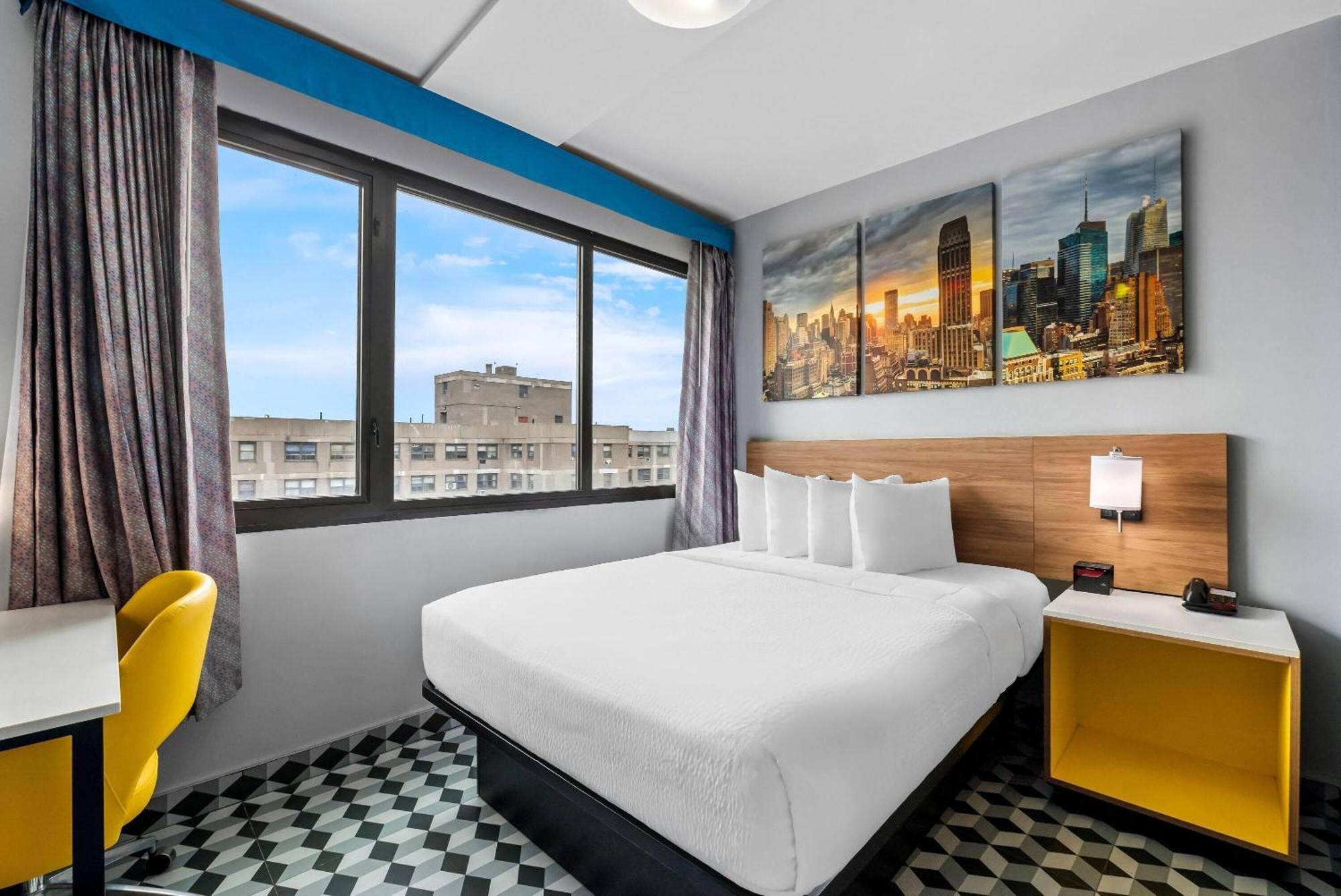 Hotel Days By Wyndham Chinatown 3*