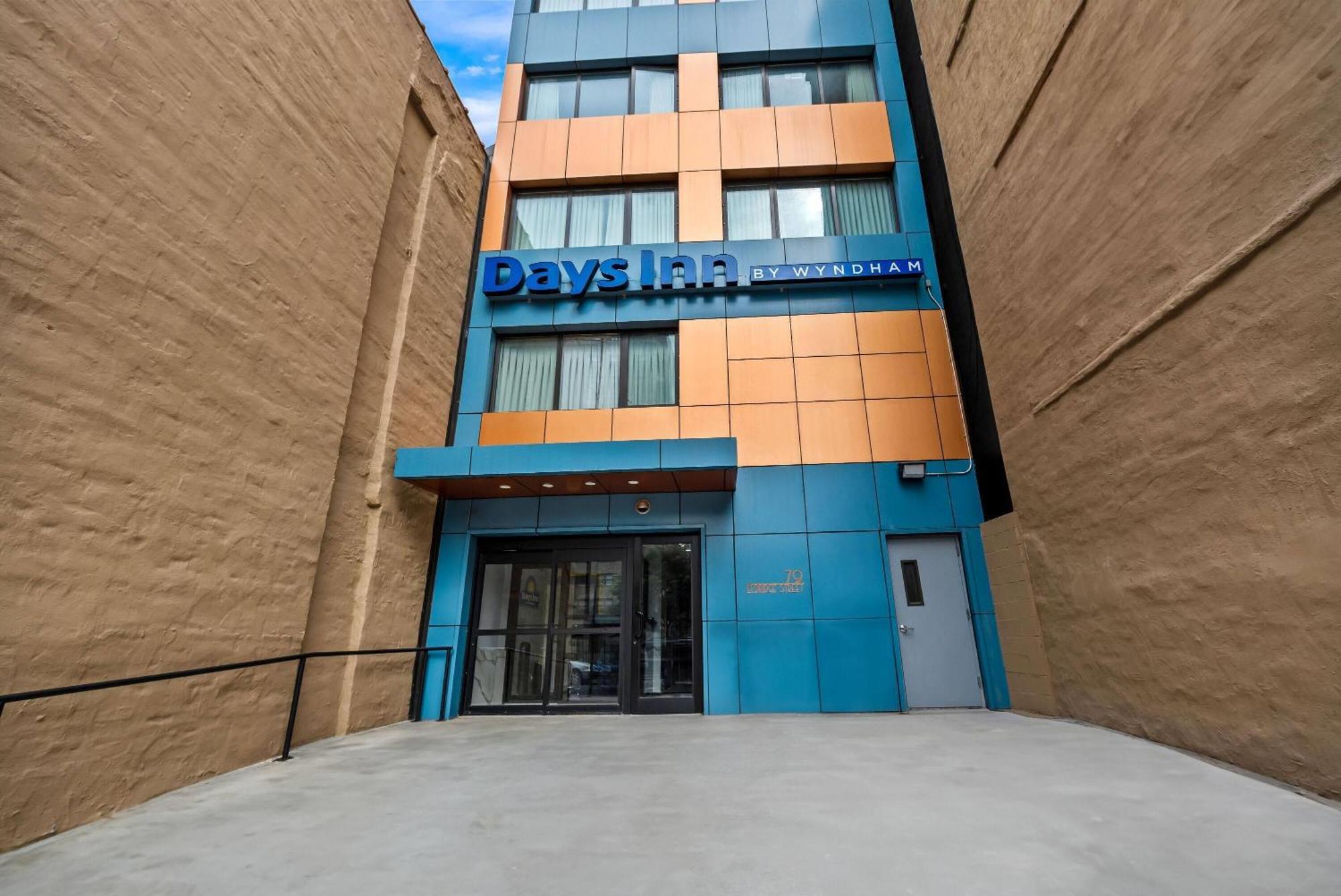 Days By Wyndham Chinatown Hotel