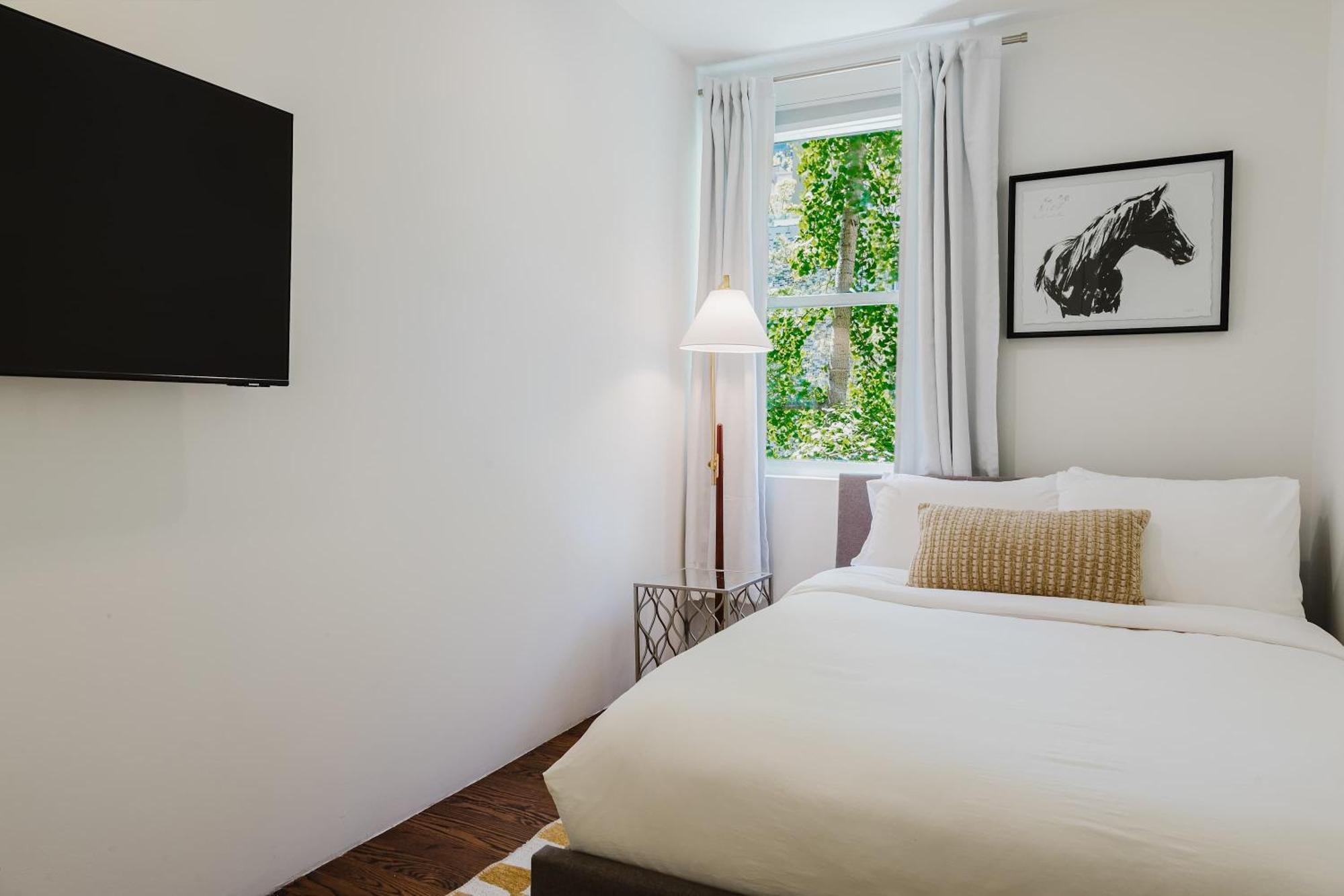 Apartment Designer In Diplomat District *