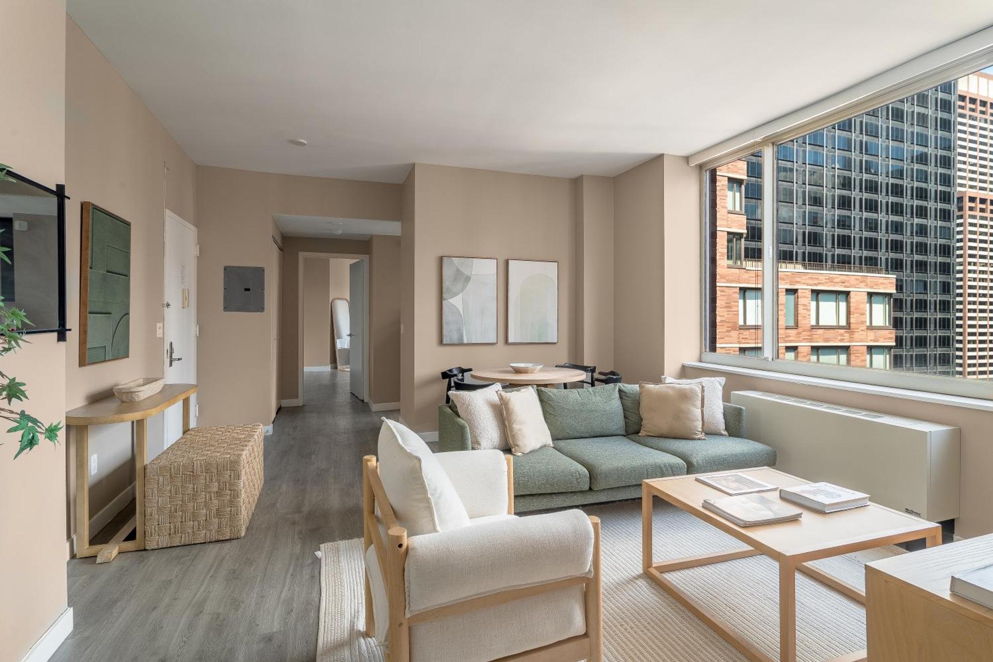 Chic Nyc Steps From Times Square With 2 Bedroom Apartment *