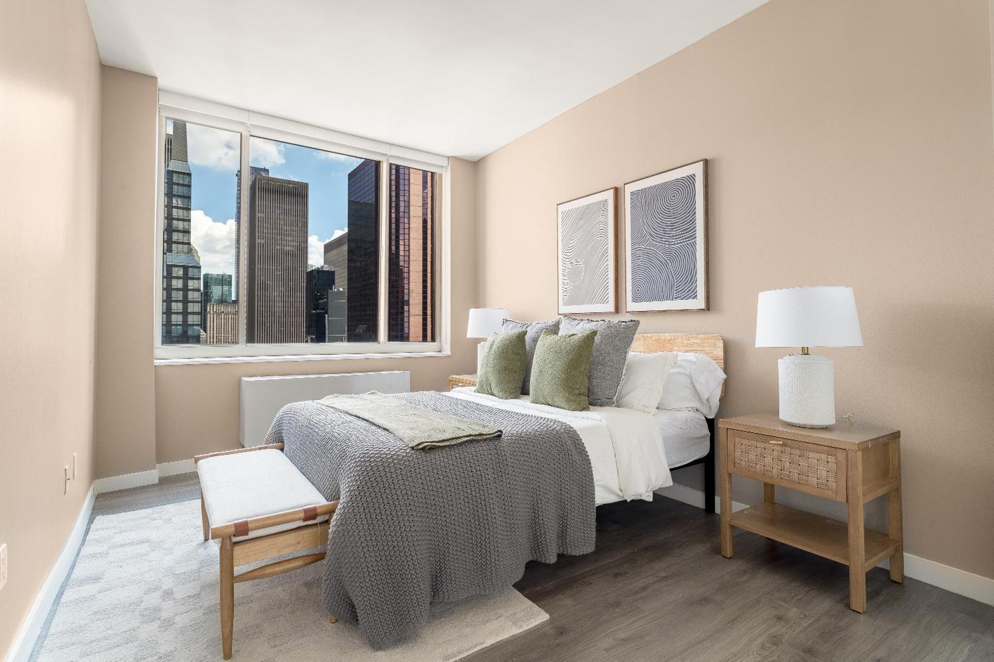 Chic Nyc Steps From Times Square With 2 Bedroom Apartment New York