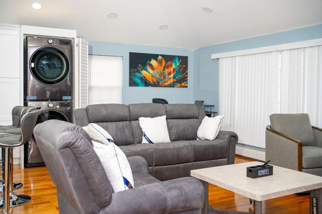 A Cozy Serene 3 Bdr, 2 Full Baths Near Jfk & Laguardia Airport New York