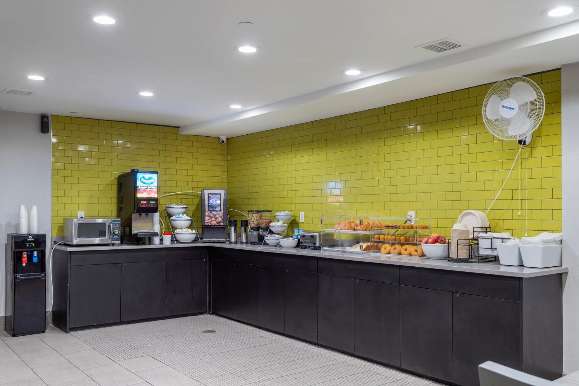 Red Roof Brooklyn - Flatbush Ave New York