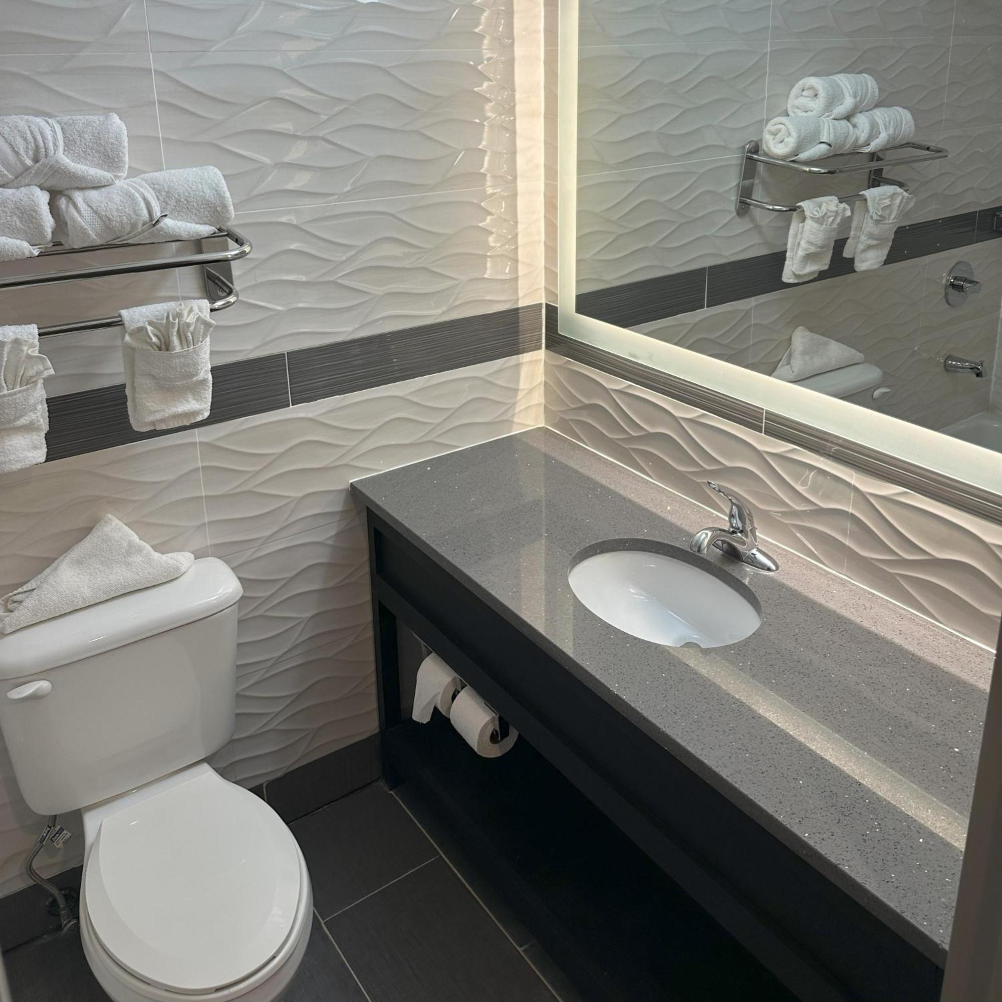 Red Roof Brooklyn - Flatbush Ave Hotel